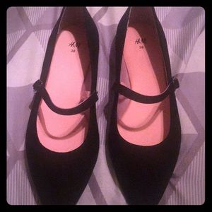 black flats from H&M